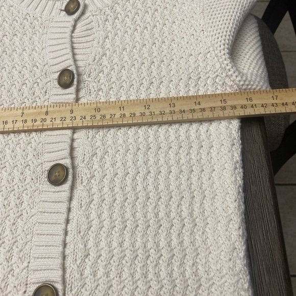 L.L. Bean Crew Knit Cardigan Sweater, Beige button front size Small - Picture 7 of 7